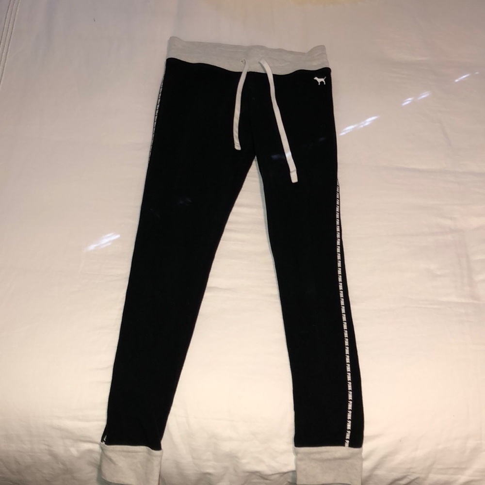 VS PINK YOGA SMALL LEGGINGS